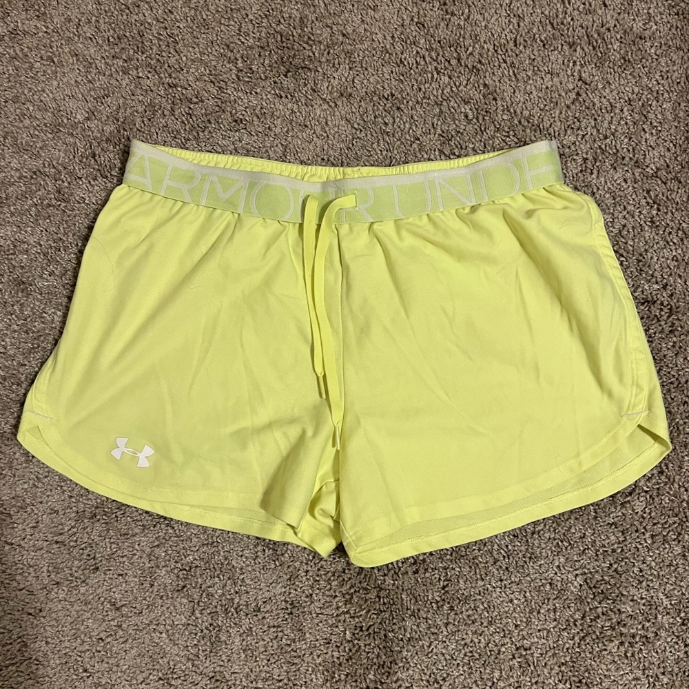Medium Under Armor Shorts